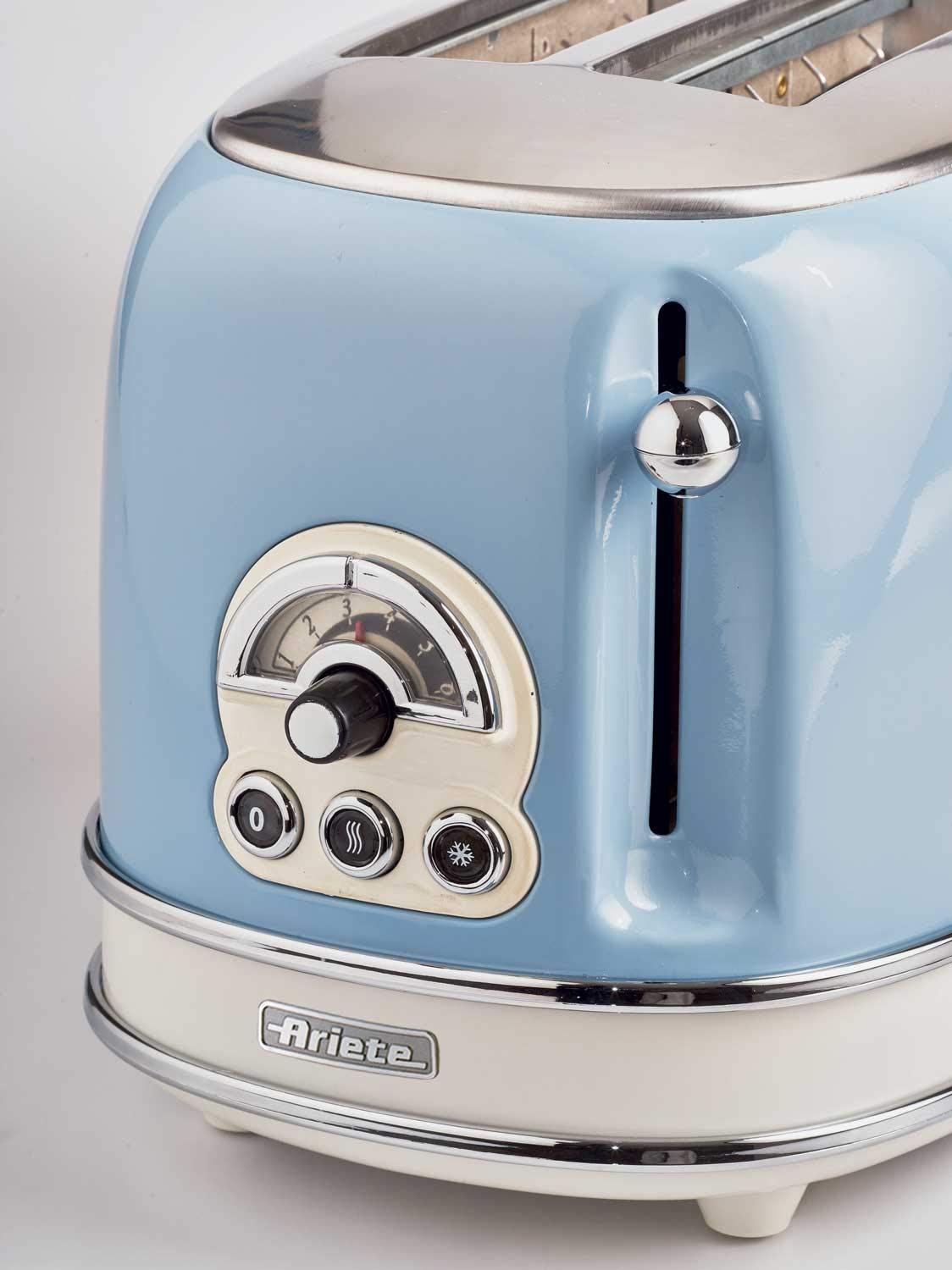 Ariete 155 Design Toaster 2 Slices With Tongs, 6 Toasting Levels, 810 W, Stainless Steel Body, Removable Crumb Tray, Pastel Blue