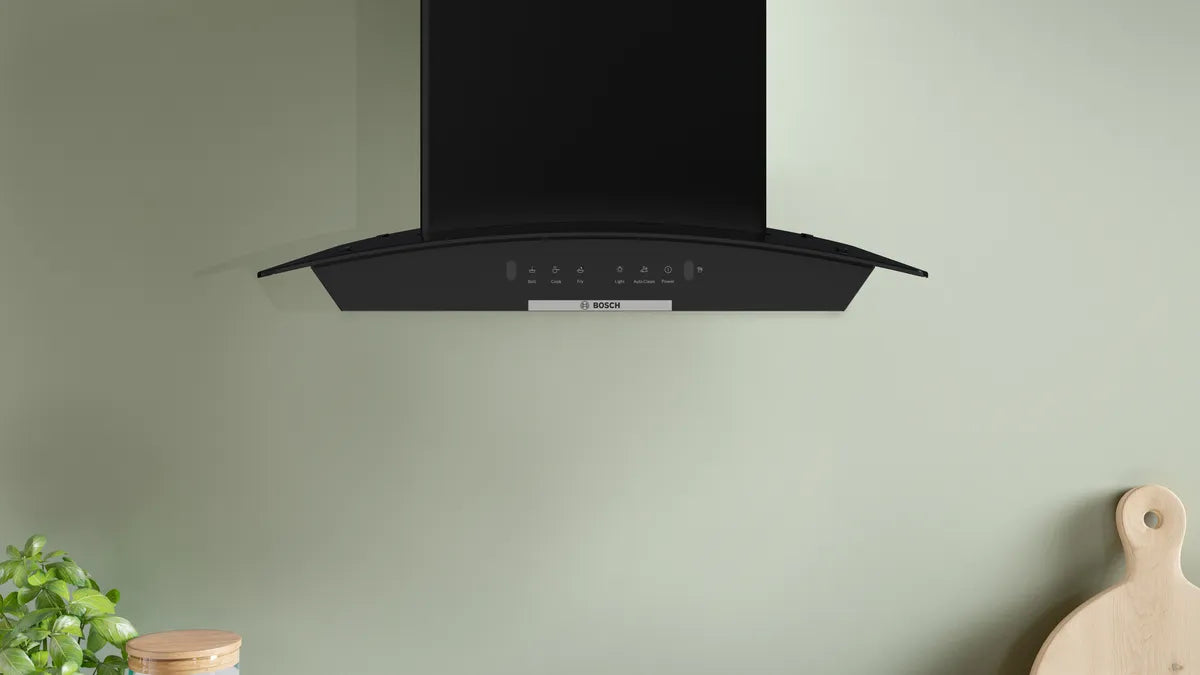 Bosch 60cm Black Chimney Wall-Mounted Cooker Hood - dwA68IJ60I
