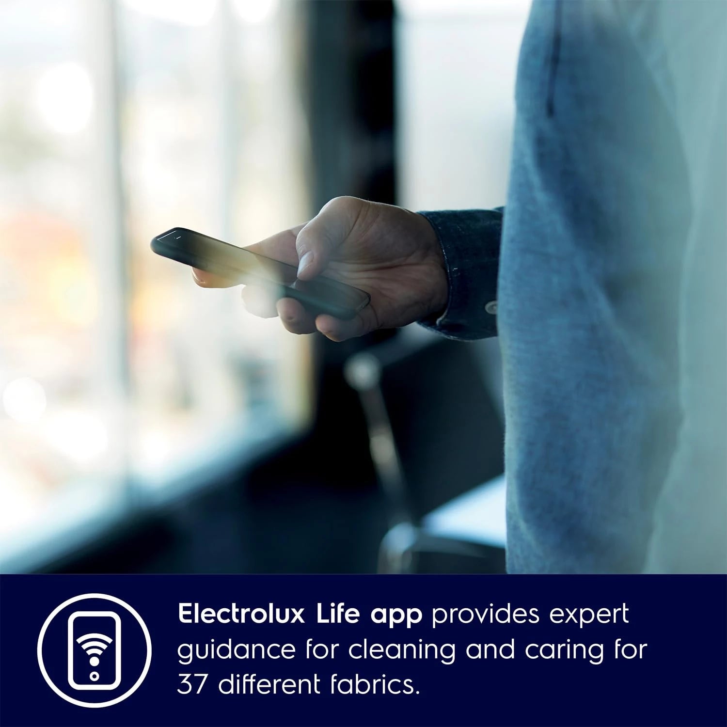 Electrolux 11kg 5 Star Fully Automatic Front Load Washing Machine with AI SensorWash, WiFi, Full Load Vapour Wash, EcoInverter, Dark Silver, UltimateCare 700, EWF1142R7SB