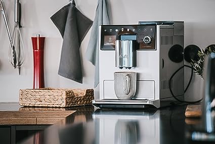 Melitta CI Touch Latte Select Fully Automatic Coffee Machine with Grinder, Silver F63/0-201