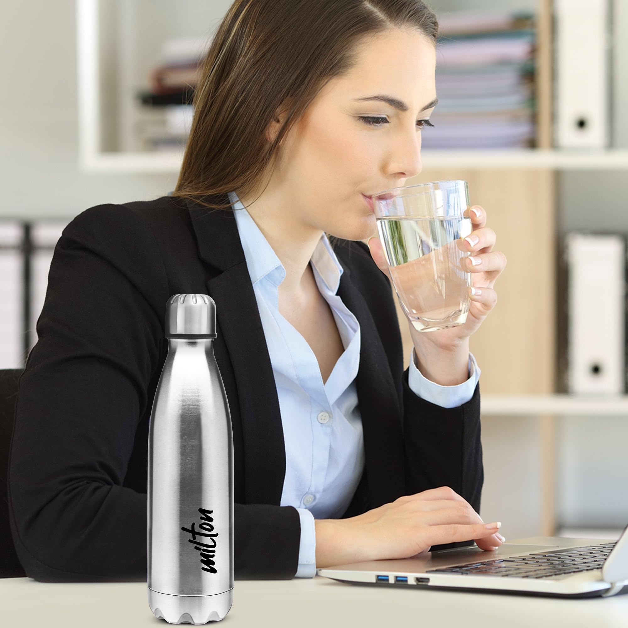 MILTON Shine 1000 Stainless Steel Water Bottle, 900 ml, Silver | Leak Proof | Office Bottle | Sports Bottle | Home | Kitchen | Hiking | Treking Bottle | Travel Bottle