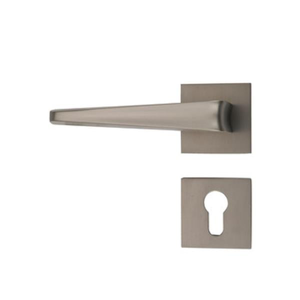 hafele MBK Enif Lever Handle On Rose with EPC Escutcheons 901.79.596