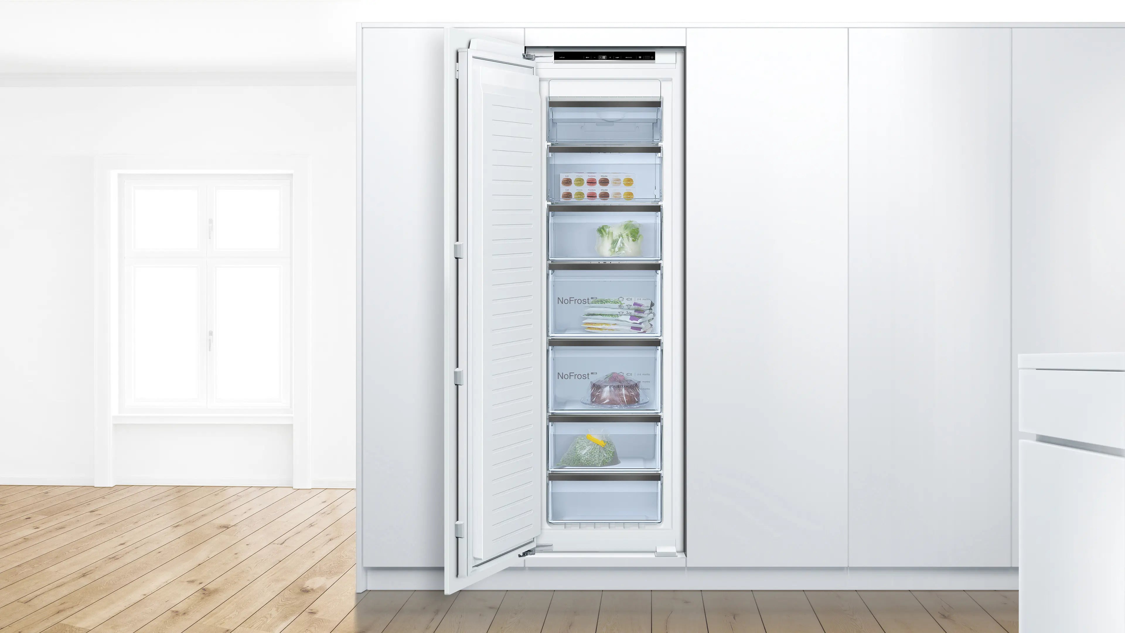 Bosch GIN81HD31I open NoFrost freezer interior