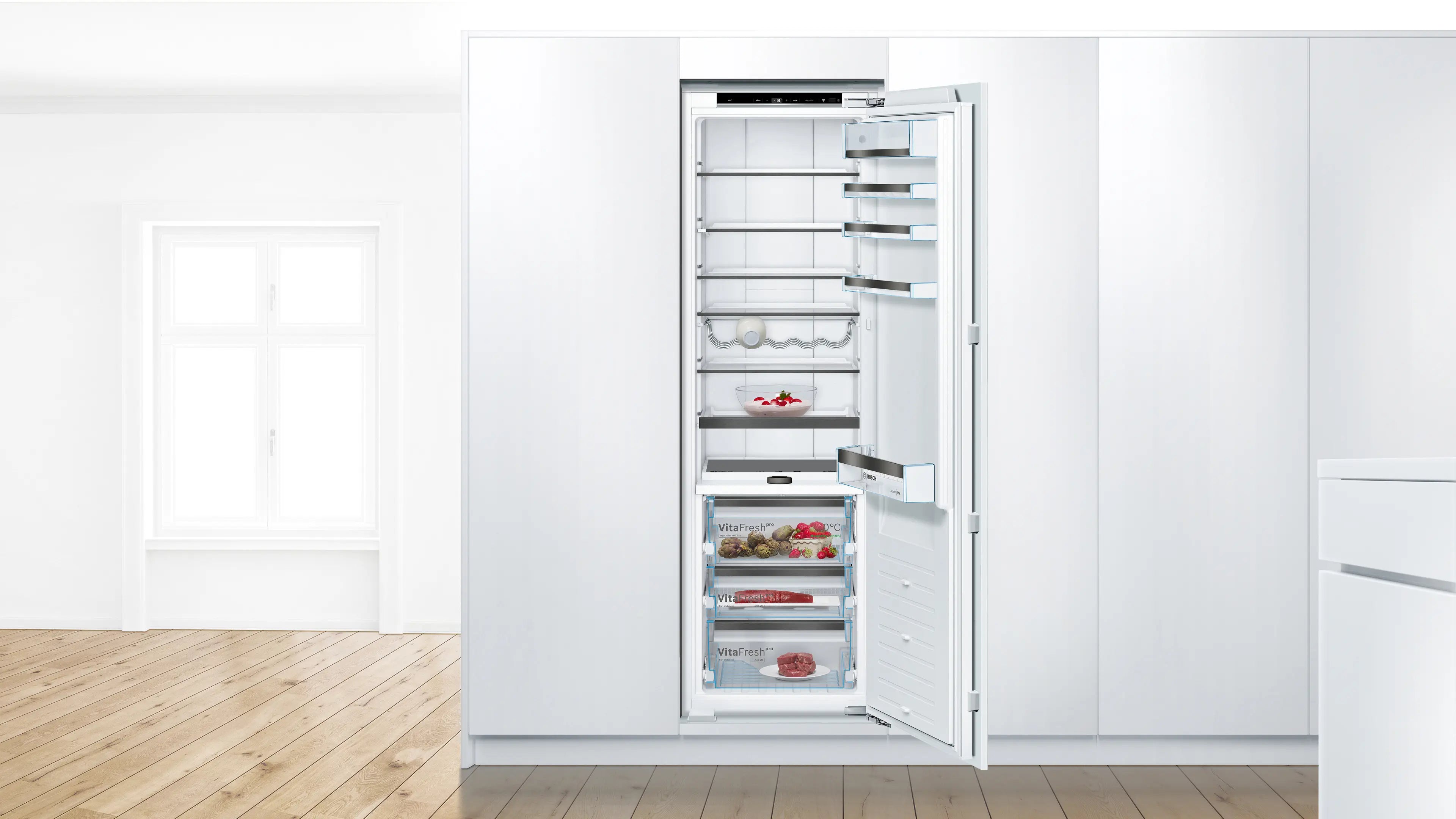 Bosch KIF81HD31I open interior with fresh-food storage