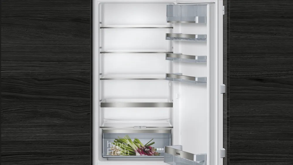 Siemens iQ500 built-in fridge-freezer with freezer at bottom 177.2 x 55.8 cm KI87SAF31I