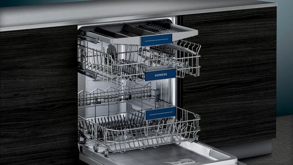 Siemens iQ300 fully-integrated dishwasher 60 cm SN636X00ME