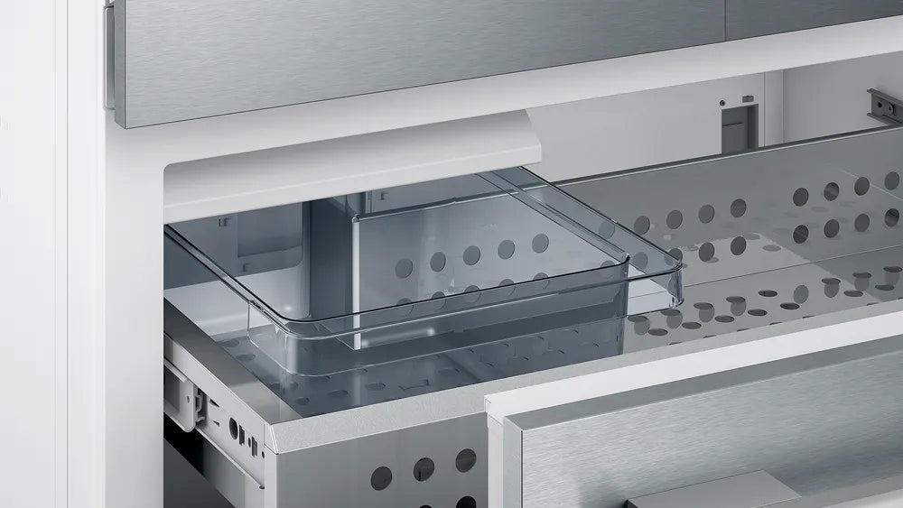 Siemens iQ700 Built-in bottom freezer 212.5 x 75.6 cm CI30BP02