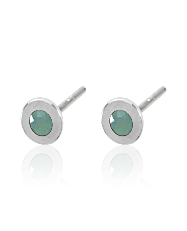 Giftipedia GPER16 Earrings: Elegant and Timeless Jewelry for Every Occasion
