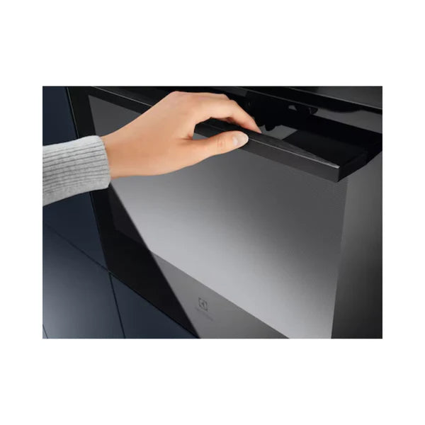 Electrolux 60cm UltimateTaste 300 Built-in Single Oven: 65L Capacity KOH2H00BK