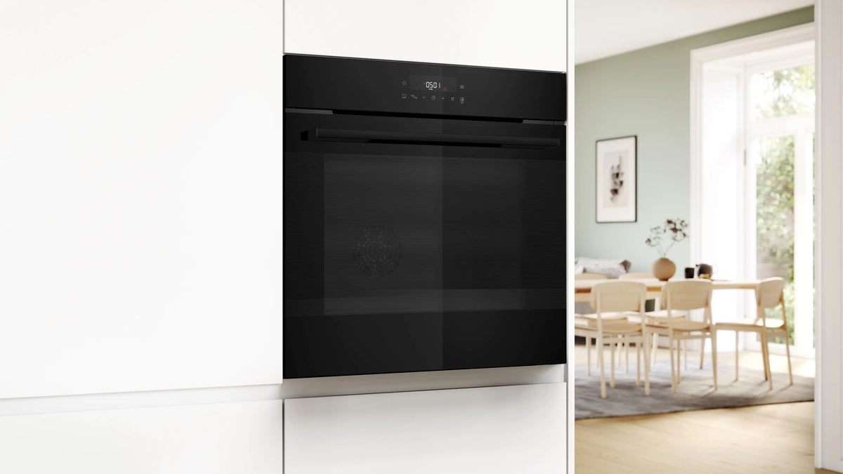 Bosch HJG852YG0I 60 cm built-in oven view 2