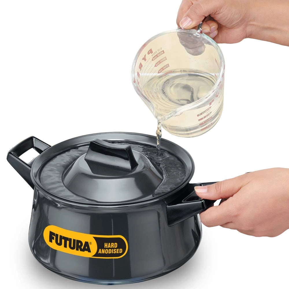 Hawkins Handi Saucepans Futura Hard Anodised (Black) - 3 Ltr, Short Handles