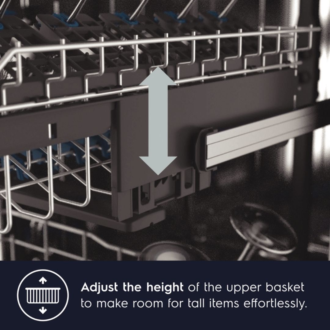 Electrolux EEM48330L 60Cm Ultimate Care 700 Fully  Integrated Dishwasher with 14  Place Settings