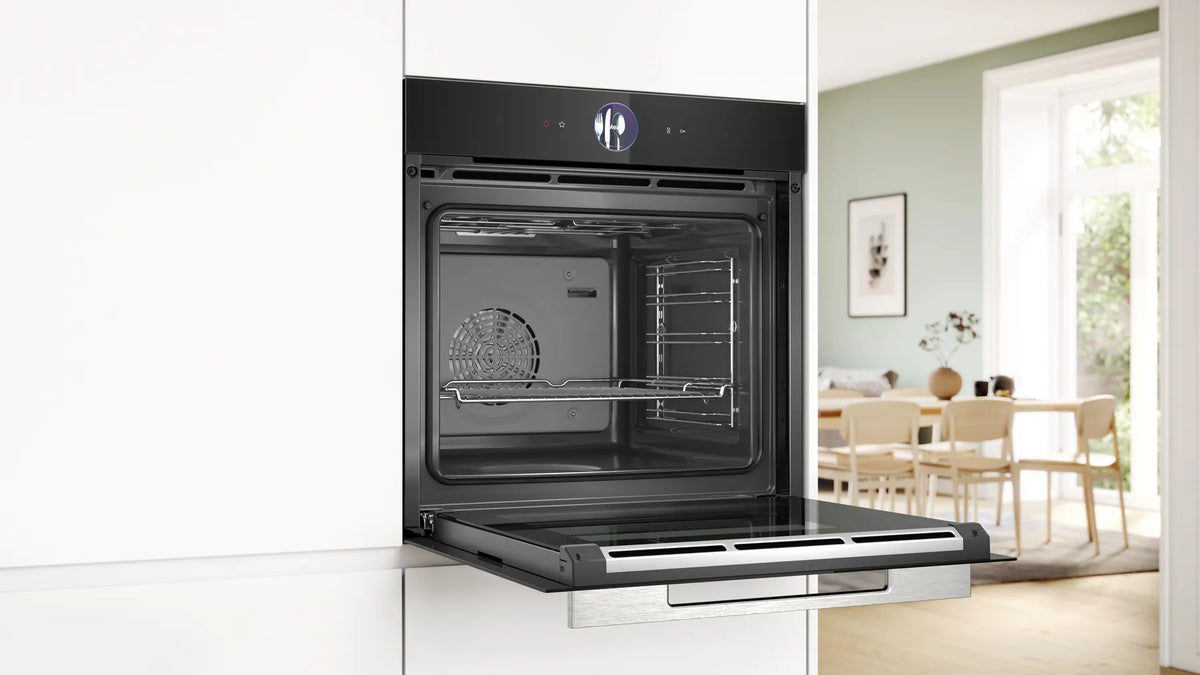 Bosch HSG7361B1 oven detail view