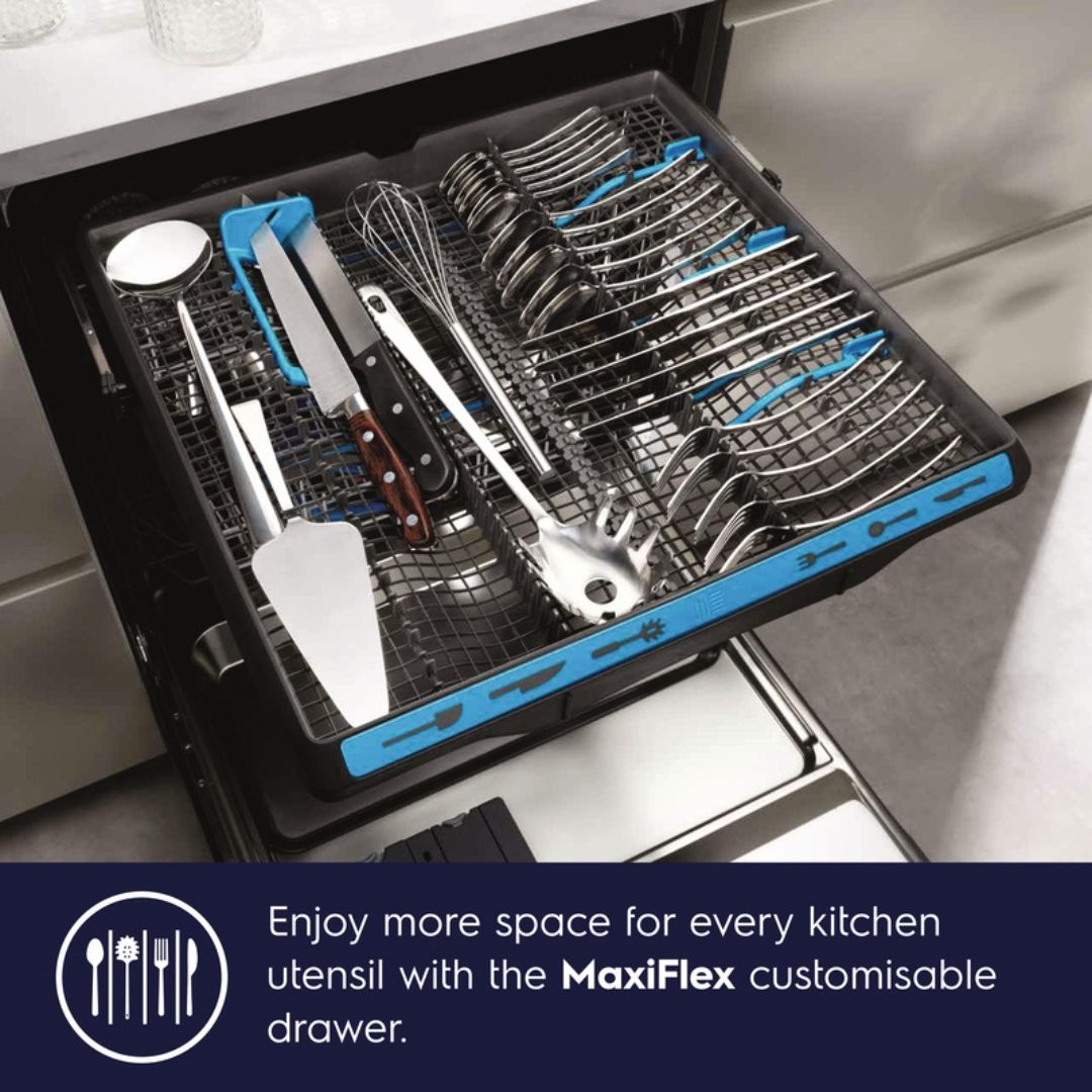 Electrolux EEM48330L 60Cm Ultimate Care 700 Fully  Integrated Dishwasher with 14  Place Settings