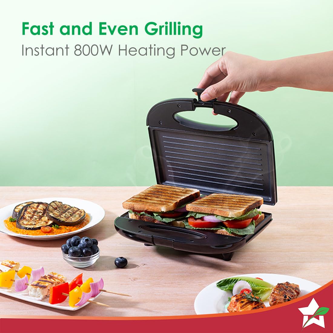 Wonderchef Prato Plus 63154445 griller with two grilled sandwiches on the plate, highlighting 800 W heating power