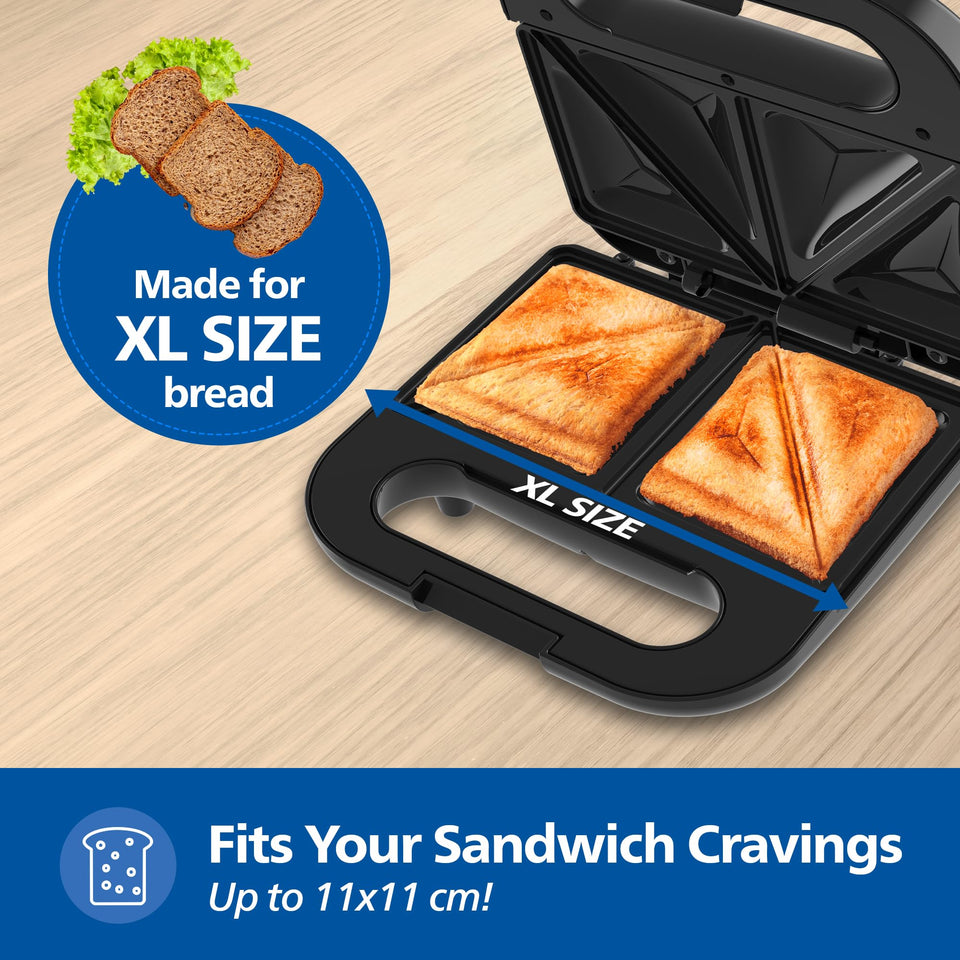 Philips HD3000/80 open with two toasted sandwiches, showing XL size plates for bread up to 11x11 cm