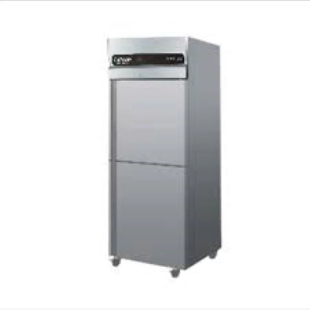 Celfrost GN 650 TNM Reach-In Refrigerator: Efficient Cooling for Your Commercial Kitchen